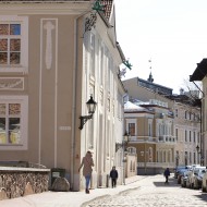 Lutsu tänavale kerkib uhiuus kortermaja