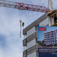 Pärnus Valgre elurajooni esikmajas peeti sarikapidu